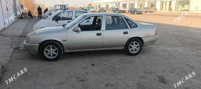 Opel Vectra 1990 - 40 000 TMT - Дашогуз - img 1