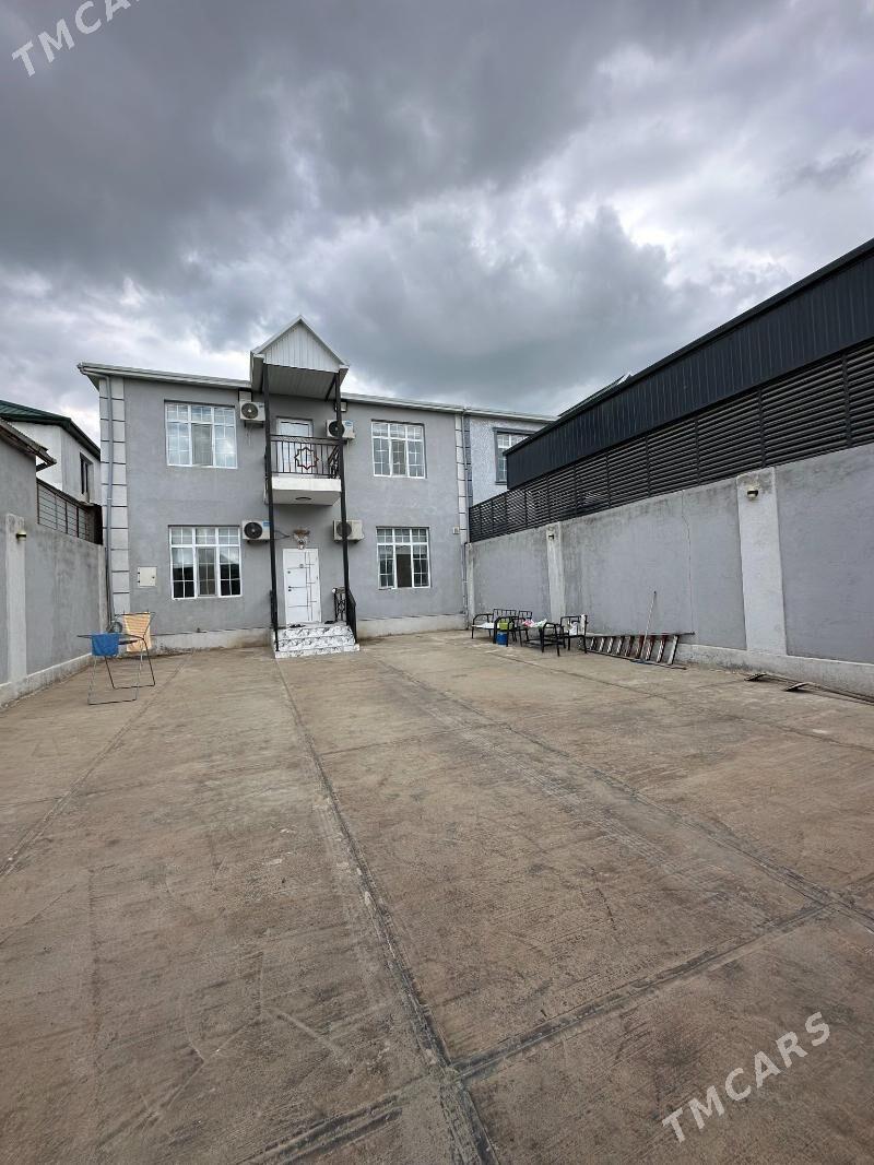 Çoganly 66-nji mekdebiñ kòçesi - Ашхабад - img 1