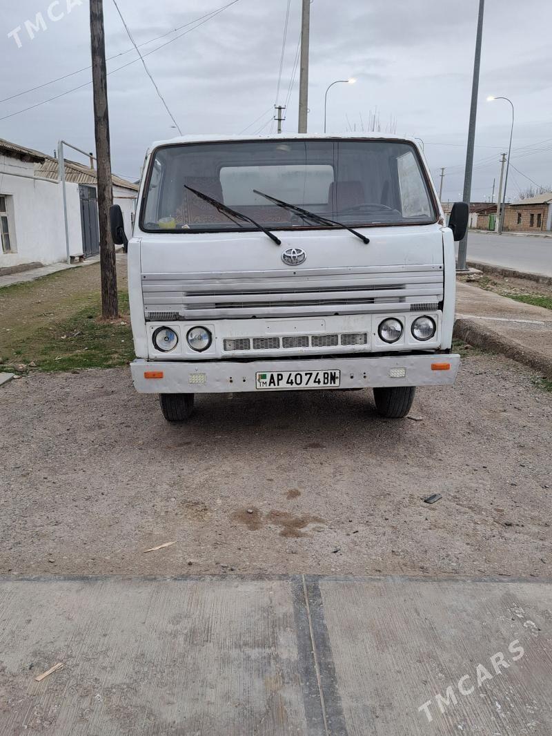 Mitsubishi Canter 1989 - 70 000 TMT - Gyzylarbat - img 1