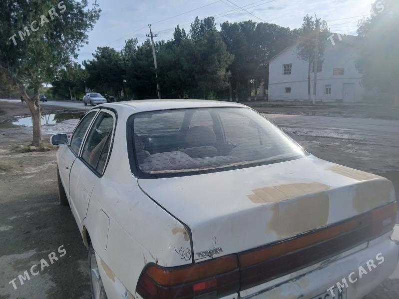 Toyota Corolla 1993 - 55 000 TMT - Сакар - img 1