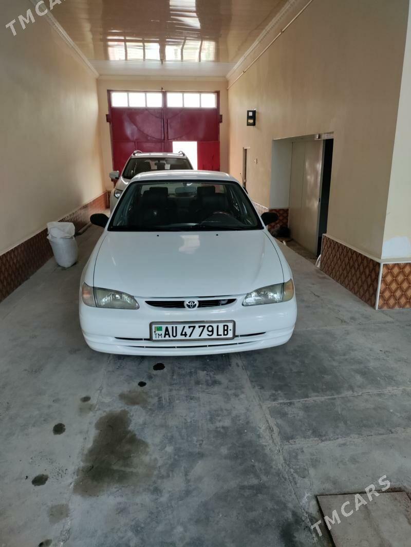 Toyota Corolla 2000 - 110 000 TMT - Türkmenabat - img 1