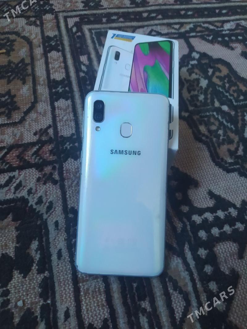 Samsung A40 - Дашогуз - img 1