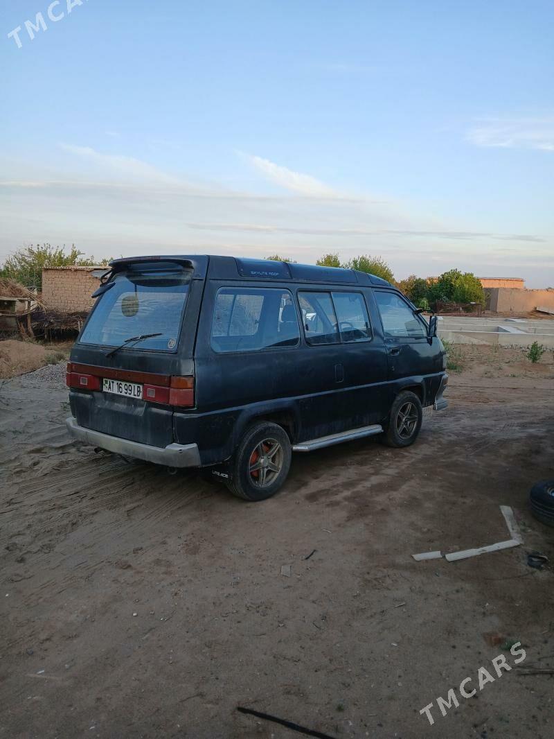 Toyota Lite ace 1992 - 18 000 TMT - Seýdi - img 1