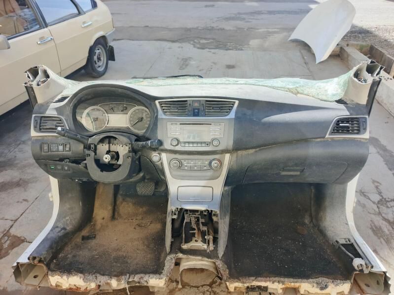 panel tarpeda nissan 2 000 TMT - Büzmeýin - img 1