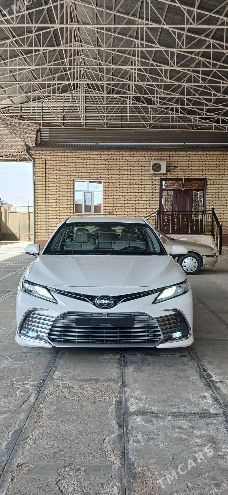 Toyota Camry 2021 - 330 000 TMT - Mary - img 1