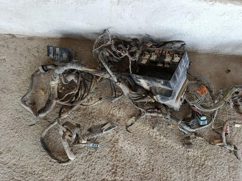 BMW kompyuter tok prawoda 1 200 TMT - Bäherden - img 1