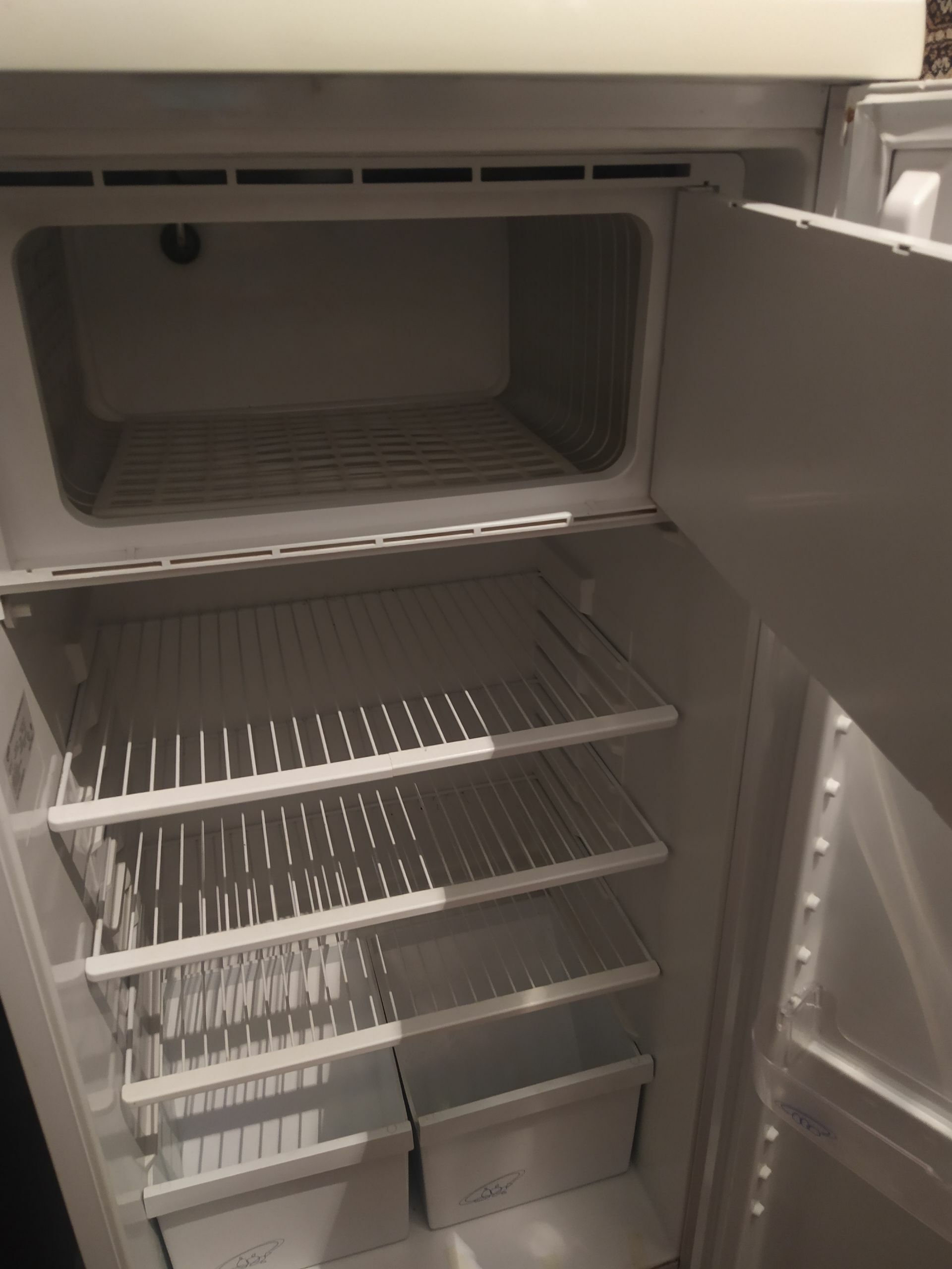 холодильник - Ёлётен - img 1