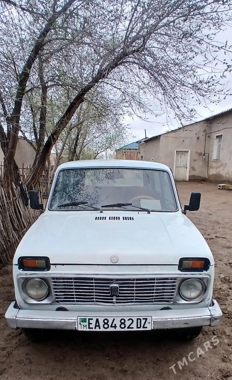 Lada Niva 2003 - 48 000 TMT - етр. Туркменбаши - img 1