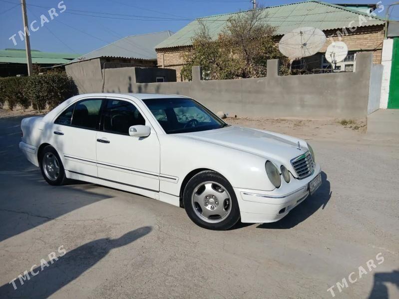 Mercedes-Benz E-Class 1997 - 63 000 TMT - Теджен - img 1