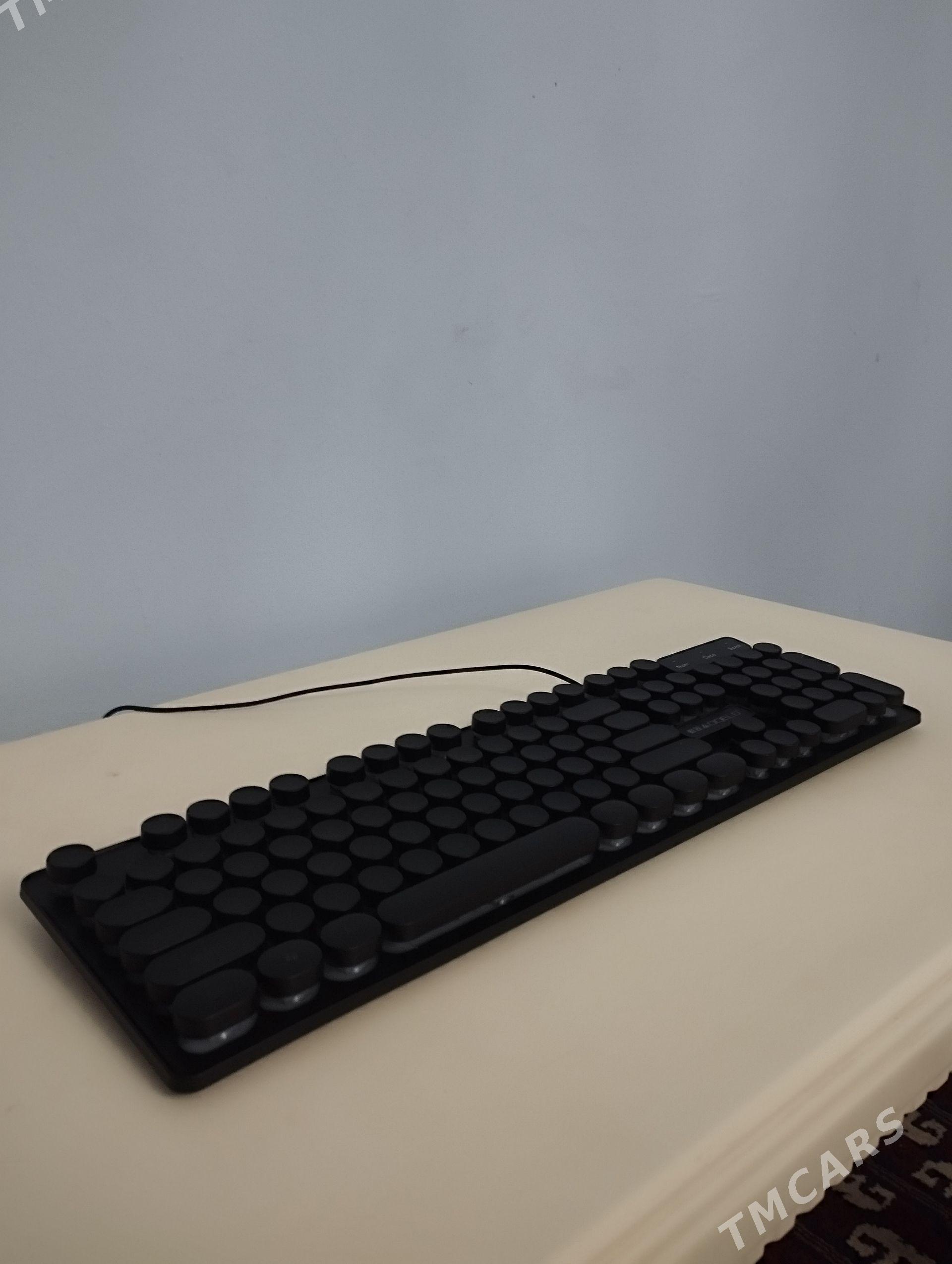 klawiatura клавиатура - Гарадамак Шор - img 1