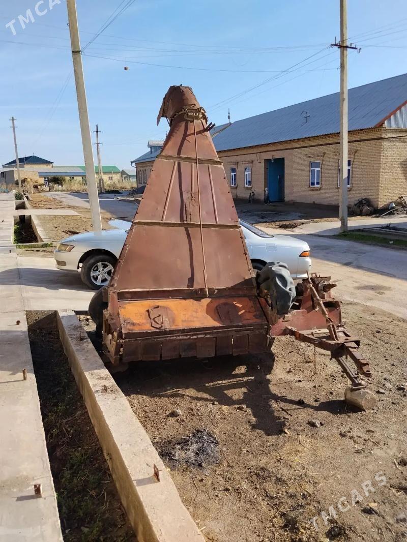 Belarus 320 2013 - 30 000 TMT - Dänew - img 1