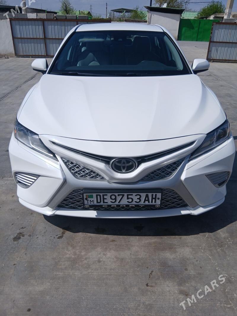 Toyota Camry 2019 - 350 000 TMT - Гёкдепе - img 1
