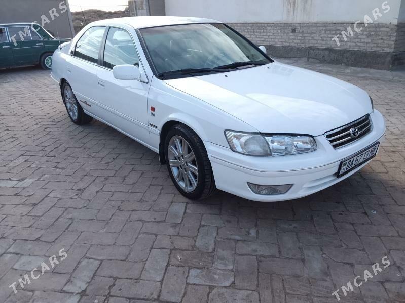 Toyota Camry 1998 - 159 000 TMT - Мары - img 1