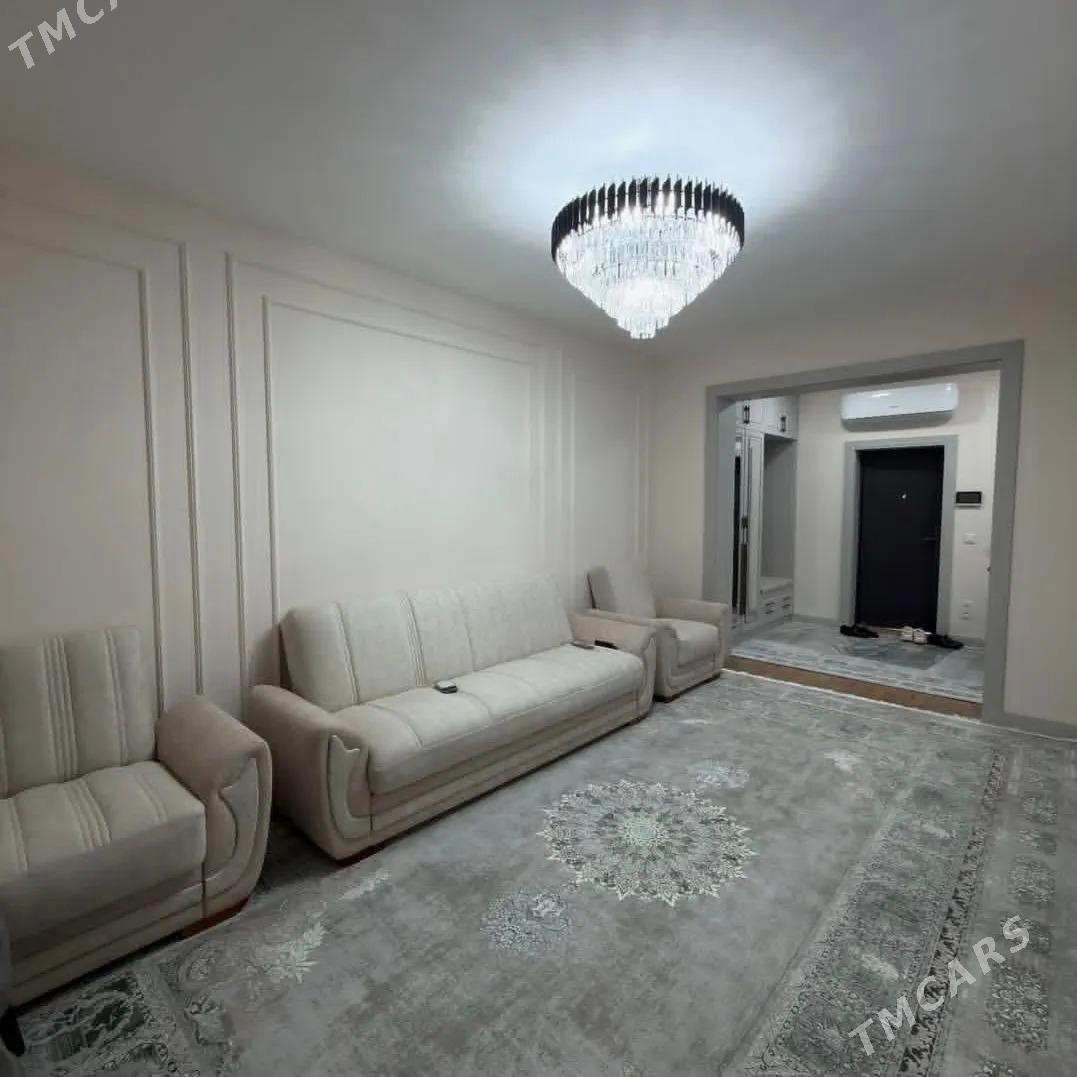 10 мкр 1 этаж 2 комнаты - 10 mkr - img 1