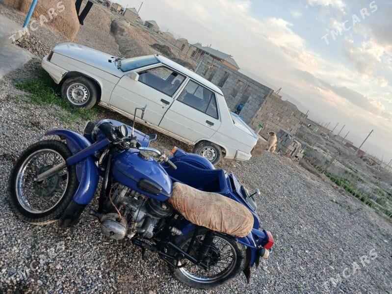 Renault Europa 19 1996 - 12 200 TMT - Tejen - img 1