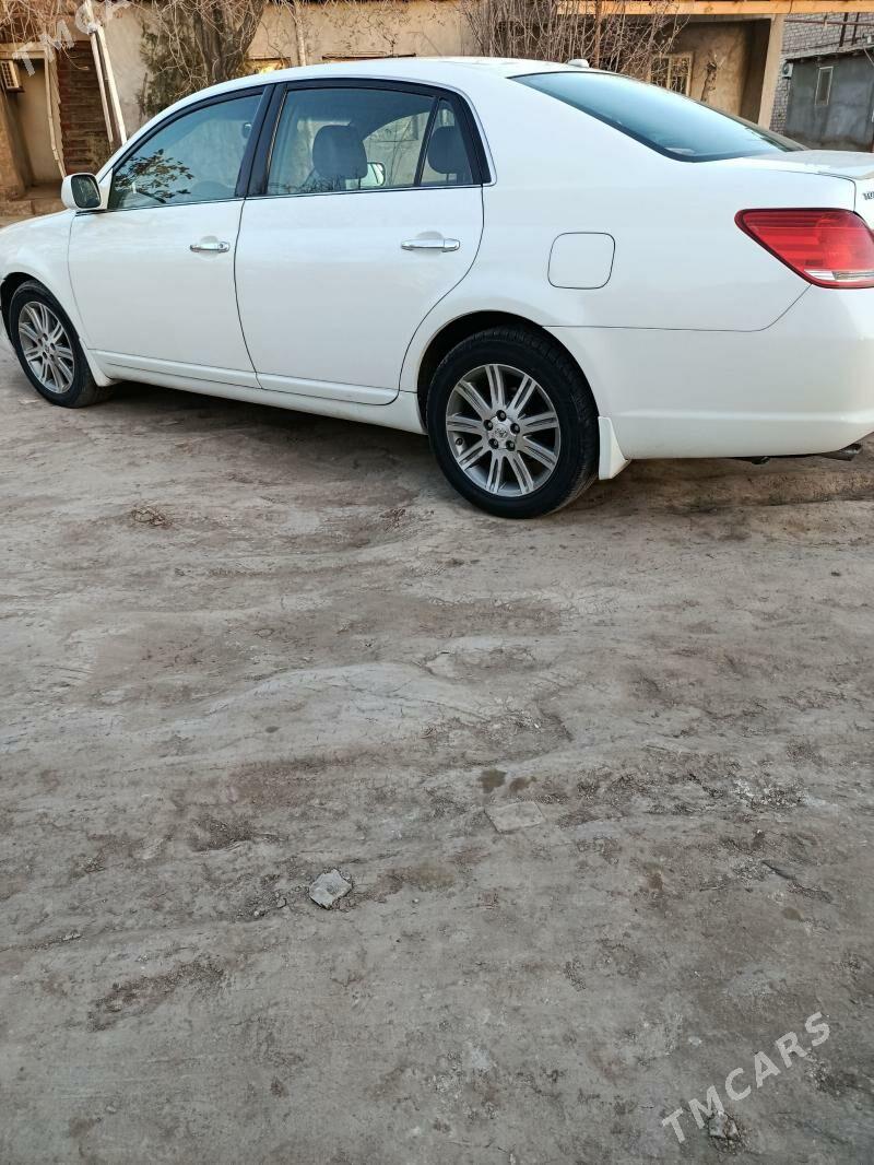 Toyota Avalon 2005 - 180 000 TMT - Köneürgenç - img 1