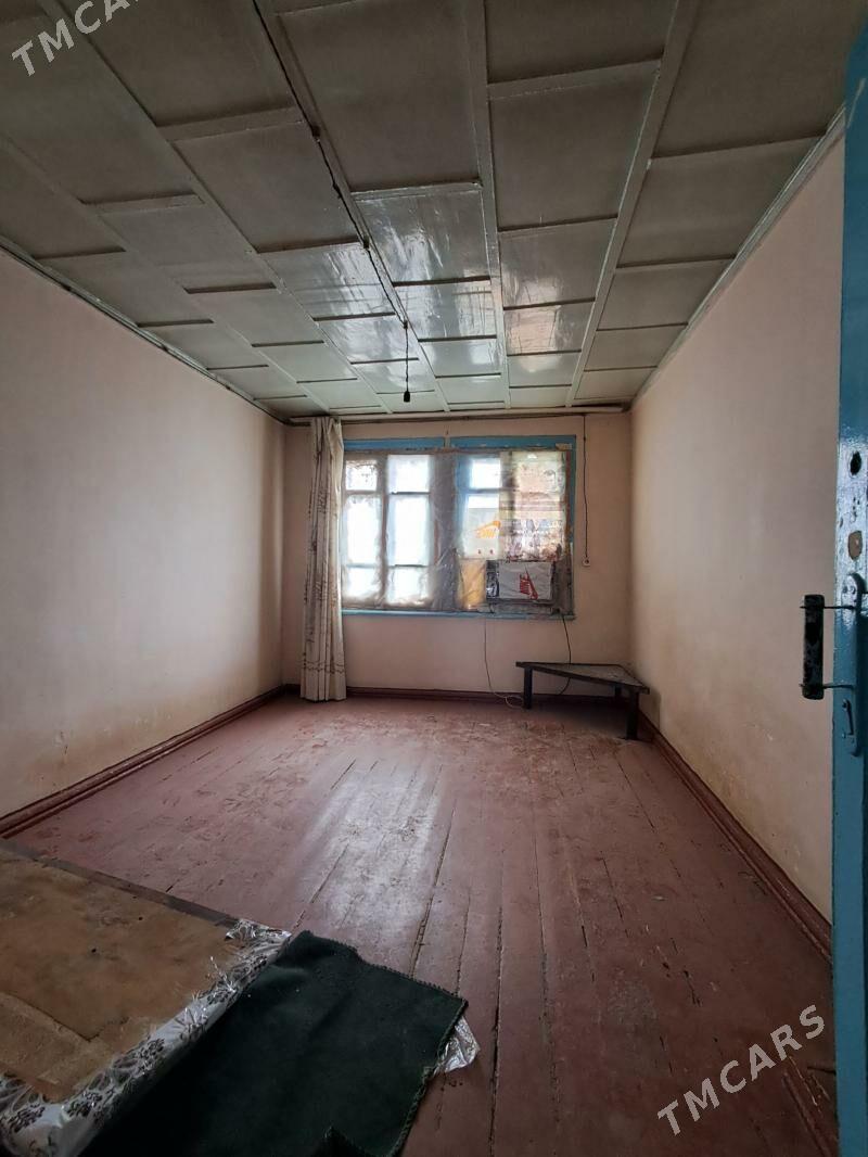 12-nji mekdebiň arkasy - Туркменабат - img 1