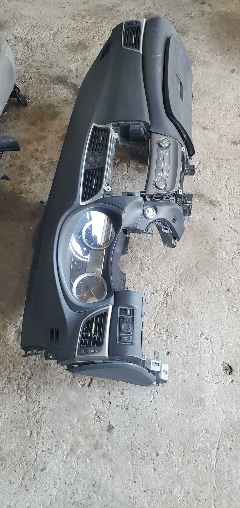 sentra tarpeda 15 3 000 TMT - Туркменабат - img 1