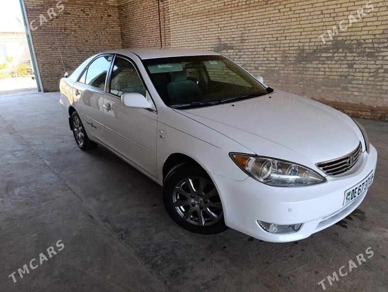 Toyota Camry 2003 - 175 000 TMT - Halaç - img 1
