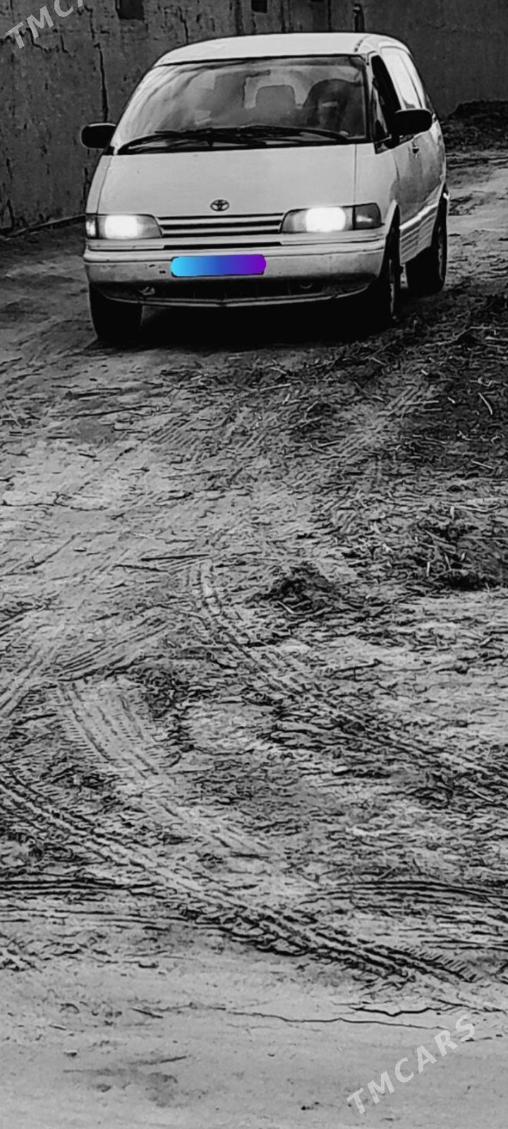 Toyota Previa 1992 - 80 000 TMT - Gurbansoltan Eje - img 1