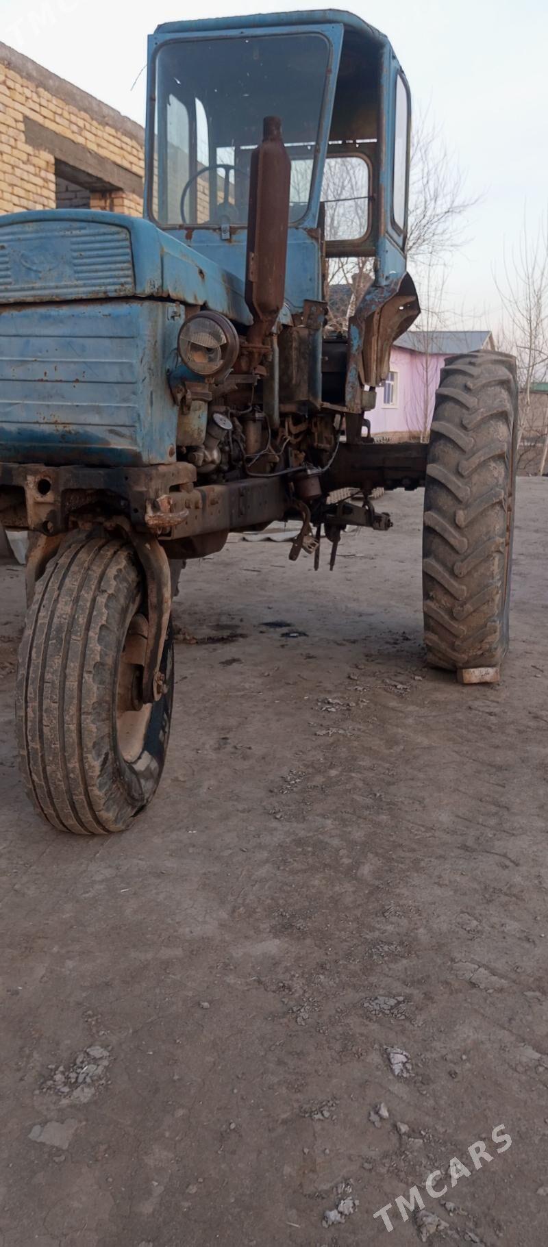 MTZ T-28 1993 - 22 000 TMT - Кёнеургенч - img 1