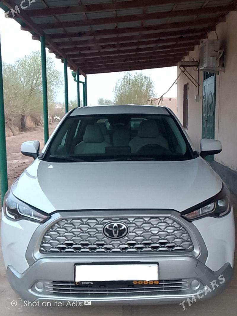Toyota Corolla Cross 2025 - 370 000 TMT - Акдепе - img 1