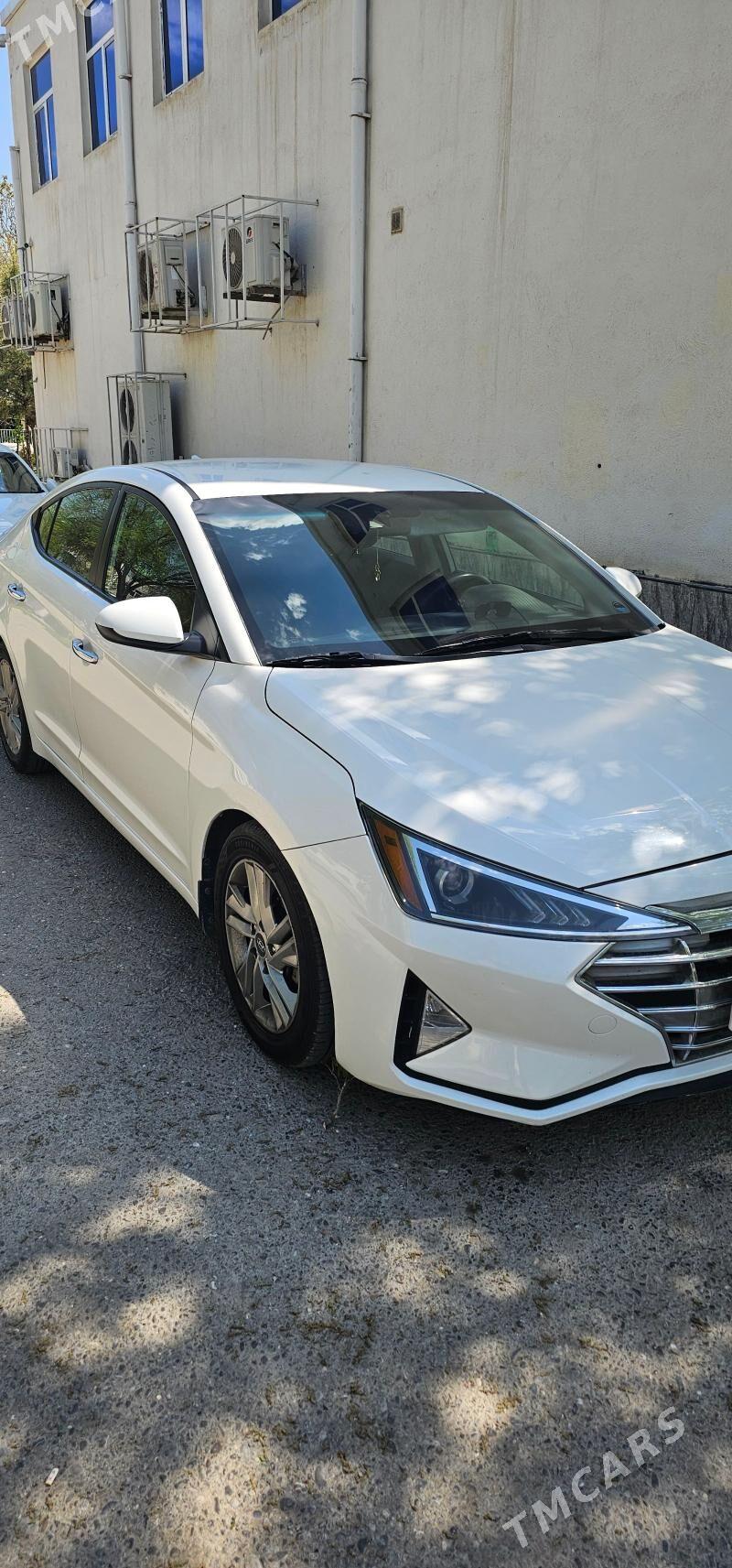 Hyundai Elantra 2019 - 220 000 TMT - 5 mkr - img 1