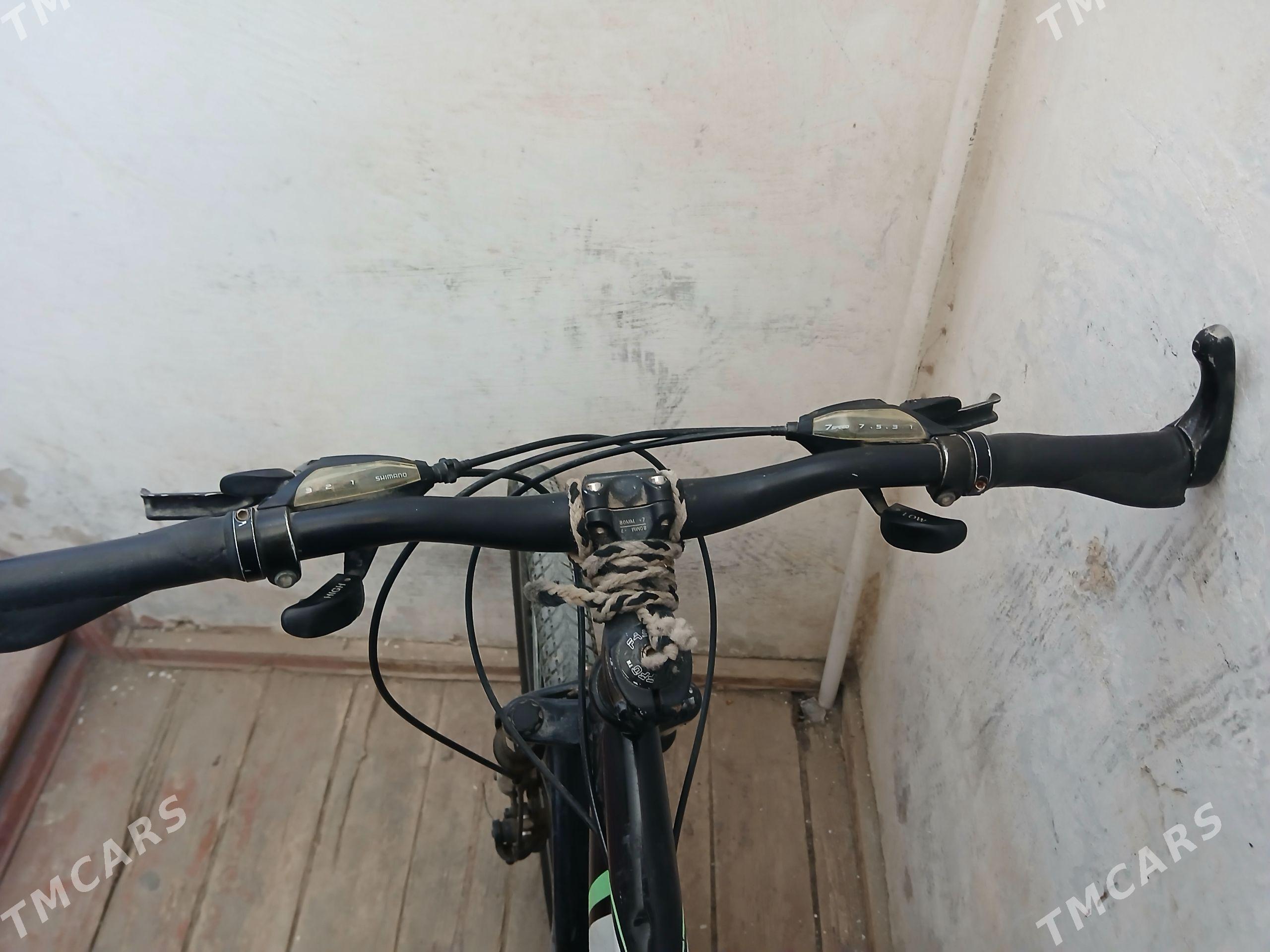 welık 5 yuzlık - Балканабат - img 1