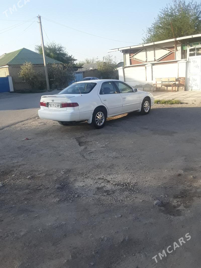 Toyota Camry 2001 - 150 000 TMT - Hitrowka - img 1