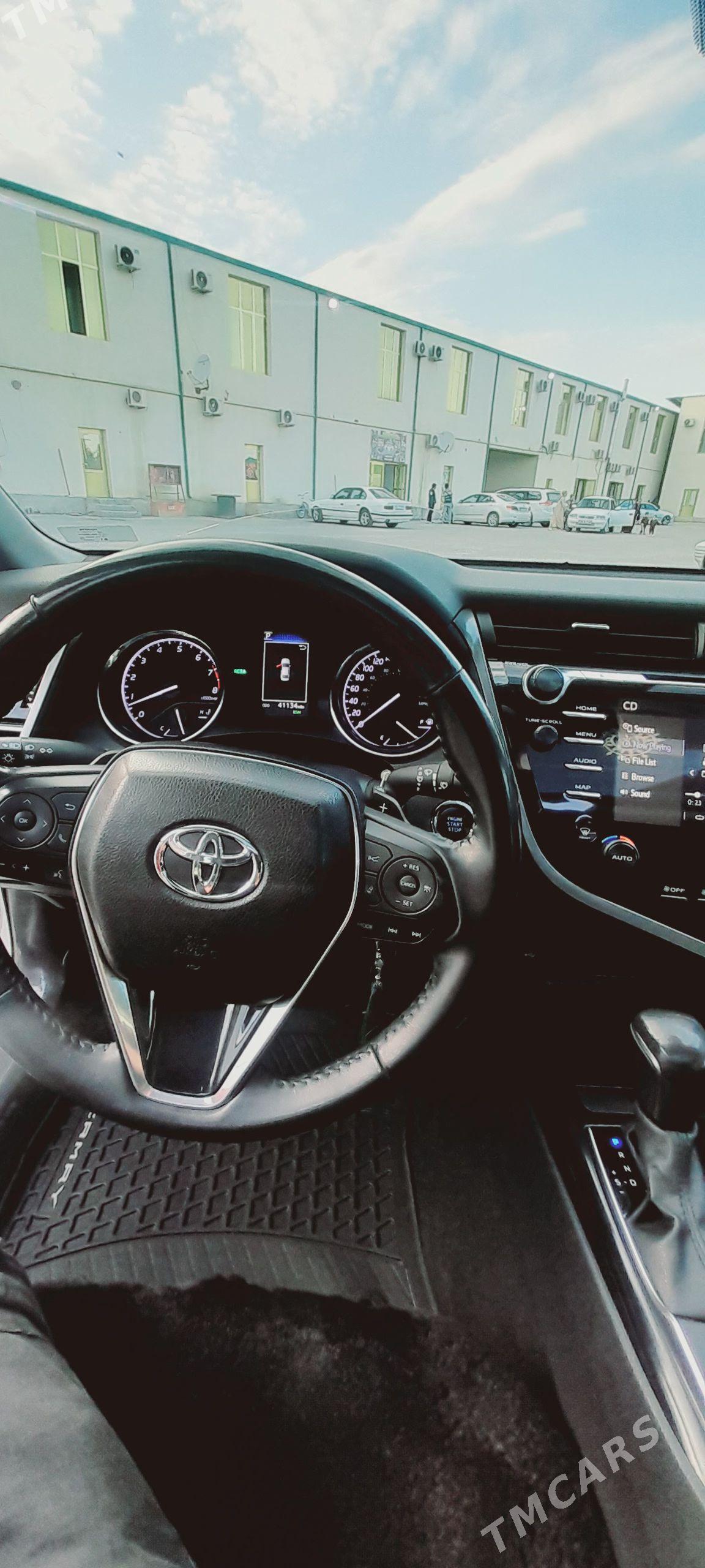 Toyota Camry 2020 - 400 000 TMT - Гёкдепе - img 1