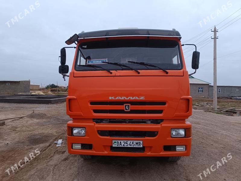 Kamaz 6520 2012 - 900 000 TMT - Baýramaly - img 1