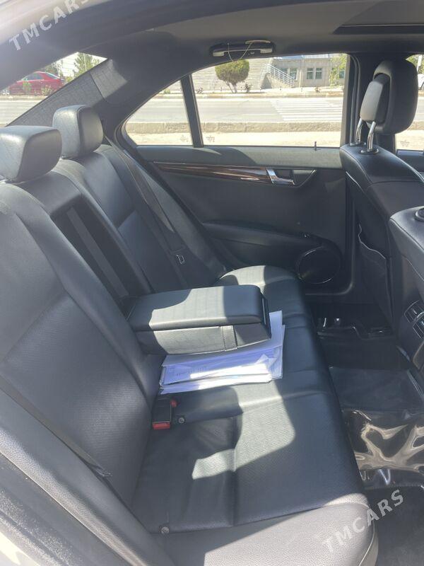 Mercedes-Benz C300 2010 - 220 000 TMT - Туркменабат - img 1