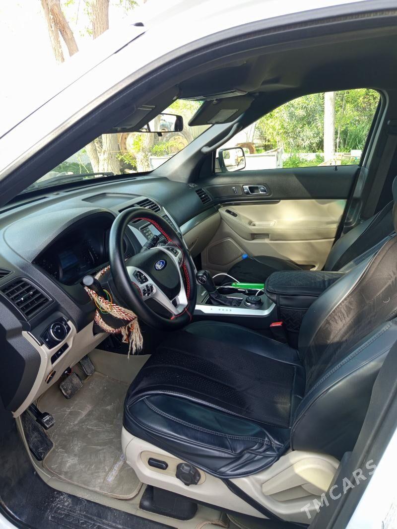 Ford Explorer 2015 - 270 000 TMT - Бекреве - img 1