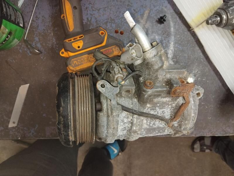 компрессор Land Cruiser 4 500 TMT - Änew - img 1