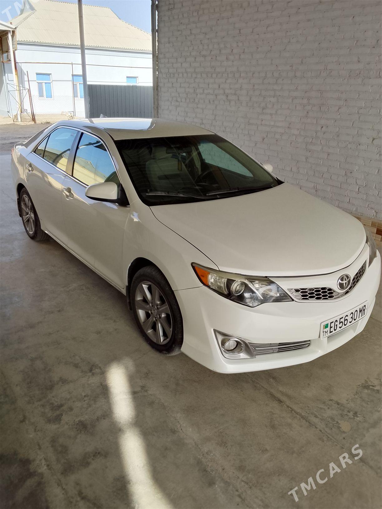 Toyota Camry 2012 - 220 000 TMT - Мургап - img 1