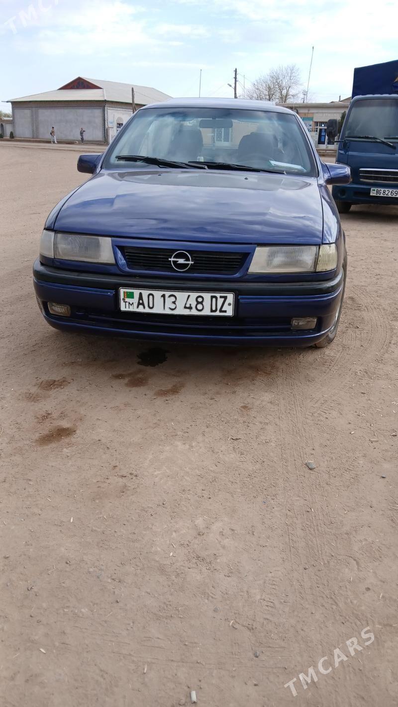 Opel Vectra 1995 - 54 000 TMT - Гурбансолтан Едже - img 1