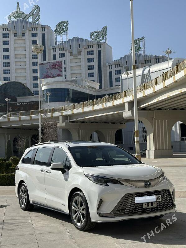 Toyota Sienna 2021 - 560 000 TMT - Aşgabat - img 1