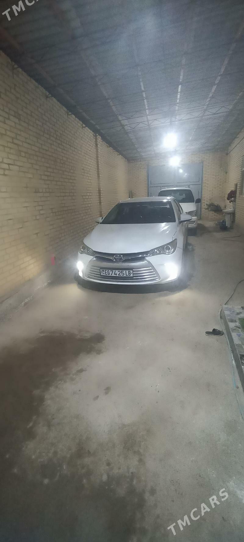 Toyota Camry 2017 - 225 000 TMT - Sakar - img 1