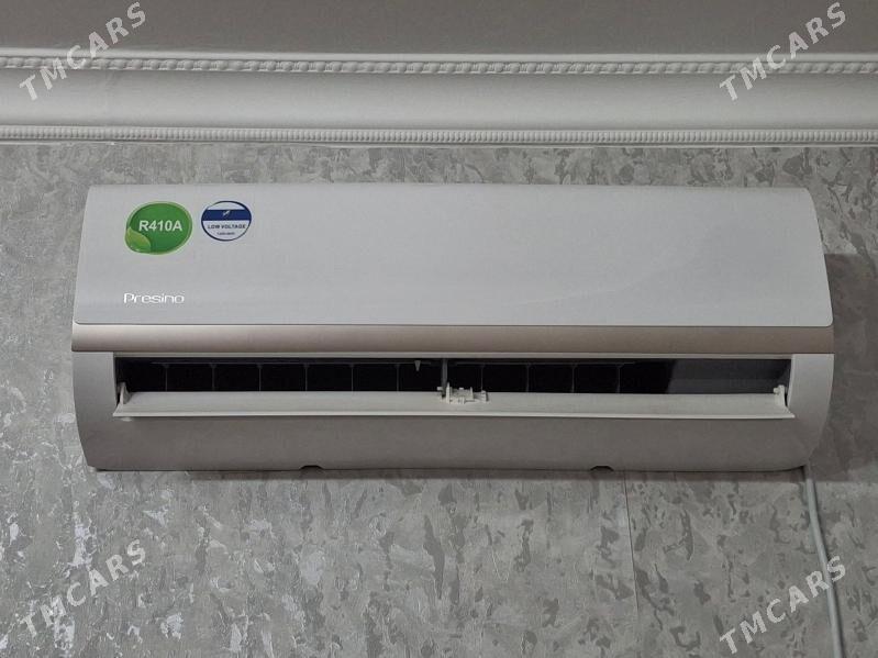 kansaner presina - Ruhabat (90-njy razýezd) - img 1