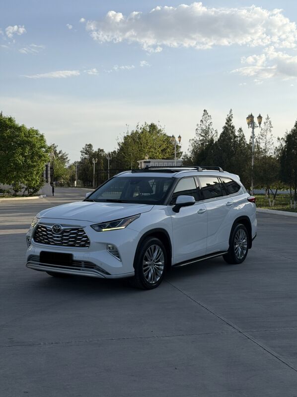 Toyota Highlander 2021 - 732 000 TMT - Ашхабад - img 1