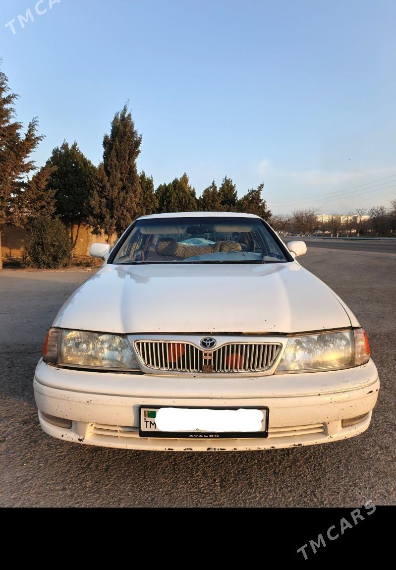 Toyota Avalon 1997 - 130 000 TMT - Туркменбаши - img 1