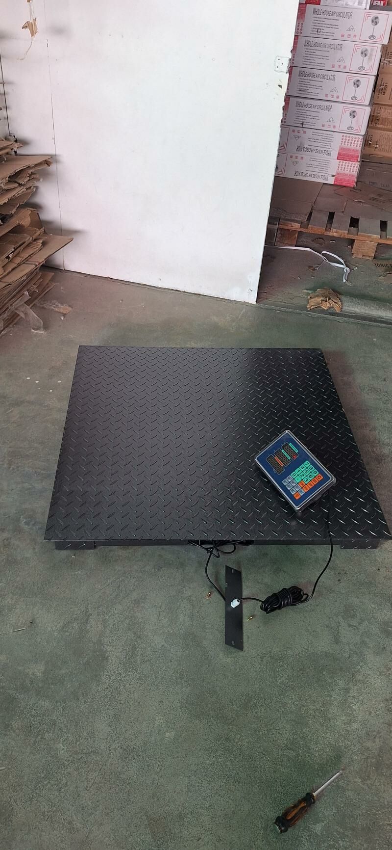 Terezi 1tonna tonluk ton Весы - "Altyn Asyr" Gündogar bazary (Jygyllyk) - img 1