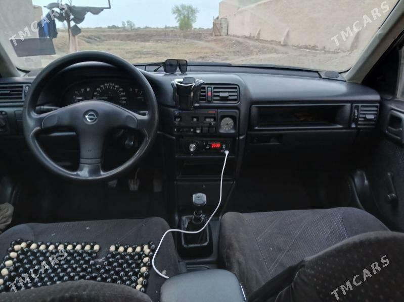 Opel Vectra 1993 - 40 000 TMT - Daşoguz - img 1