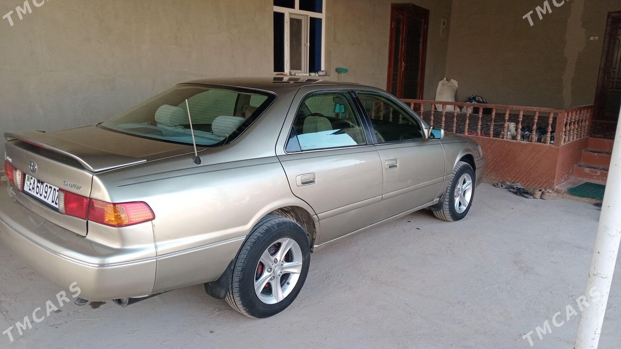 Toyota Camry 1999 - 134 000 TMT - Türkmenbaşy etr. - img 1