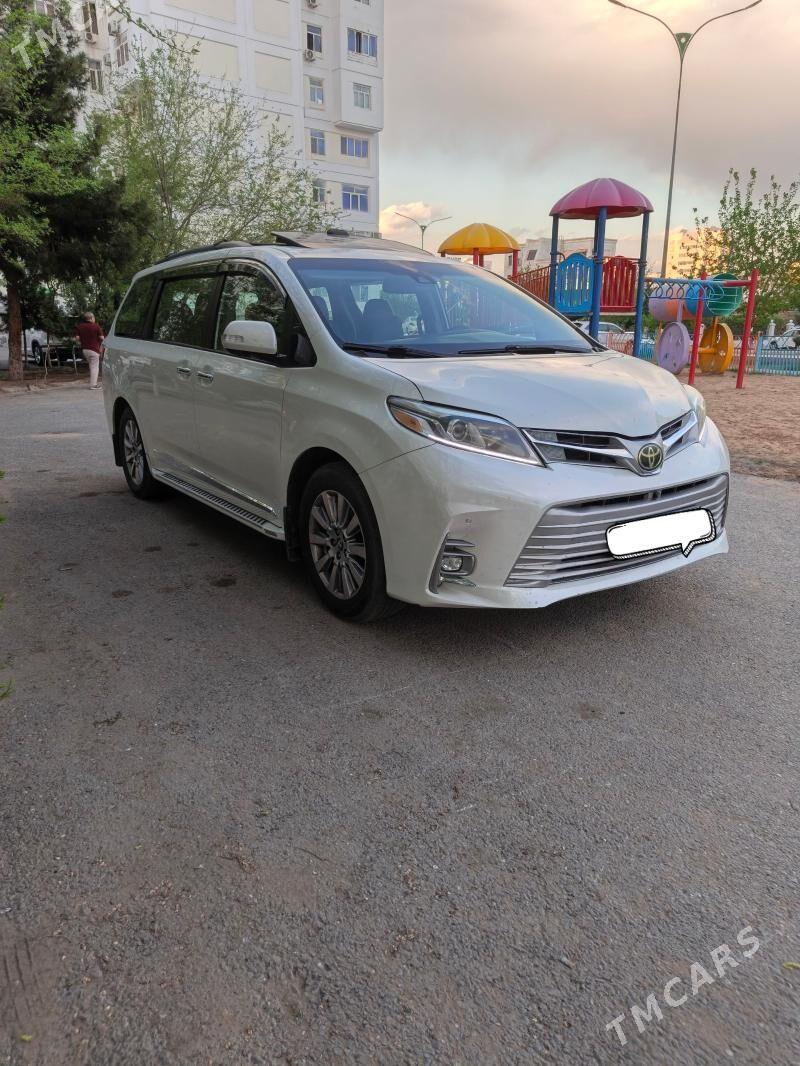 Toyota Sienna 2019 - 565 000 TMT - Ашхабад - img 1