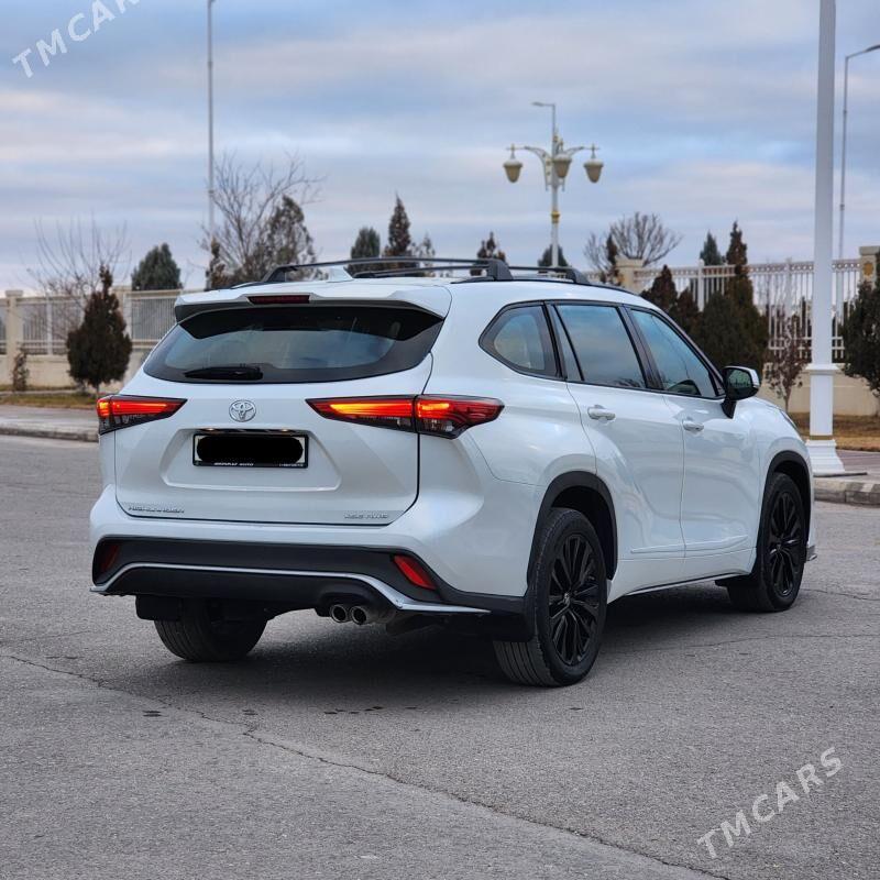 Toyota Highlander 2023 - 575 000 TMT - Дашогуз - img 1