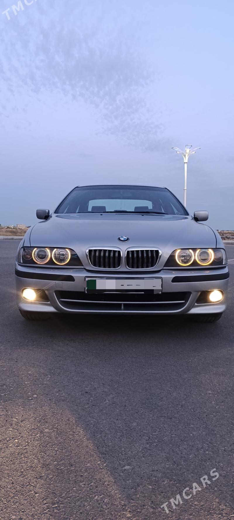 BMW 525 2001 - 133 000 TMT - Туркменабат - img 1