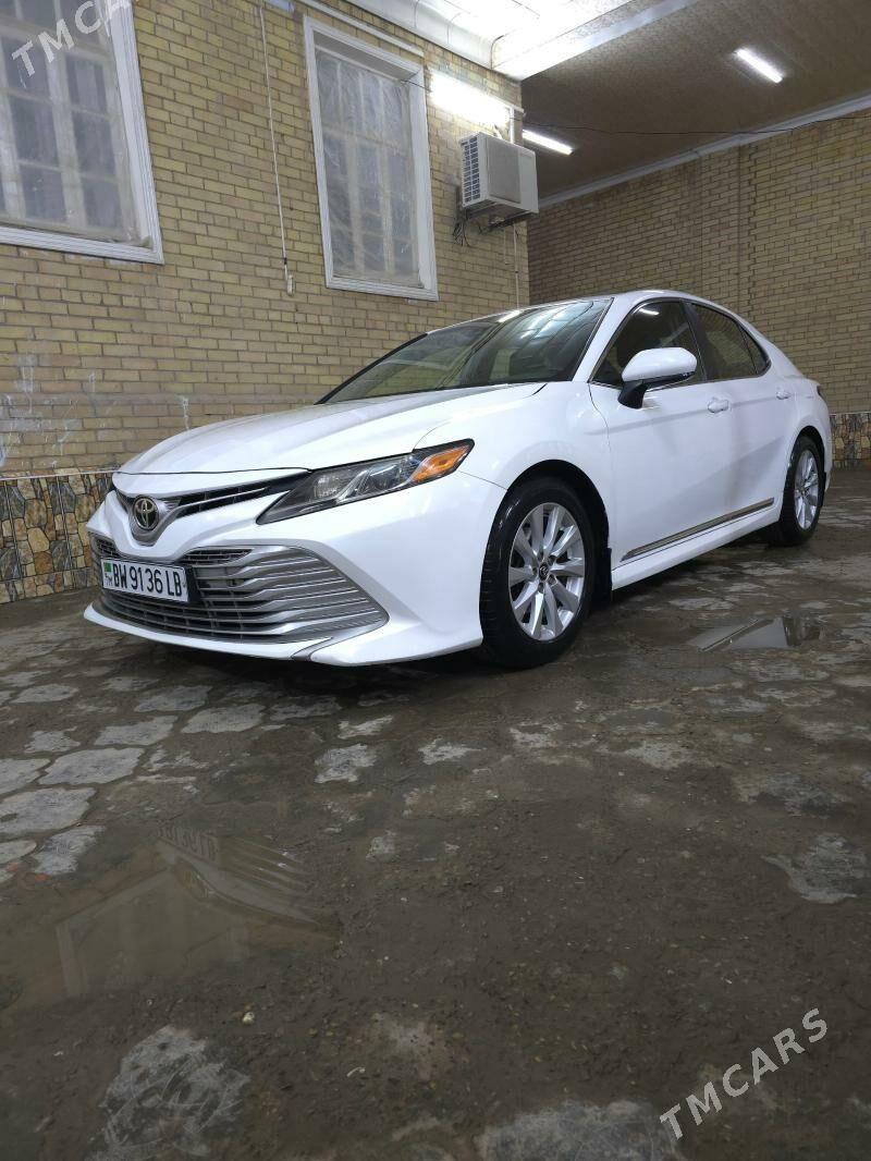 Toyota Camry 2018 - 285 000 TMT - Türkmenabat - img 1