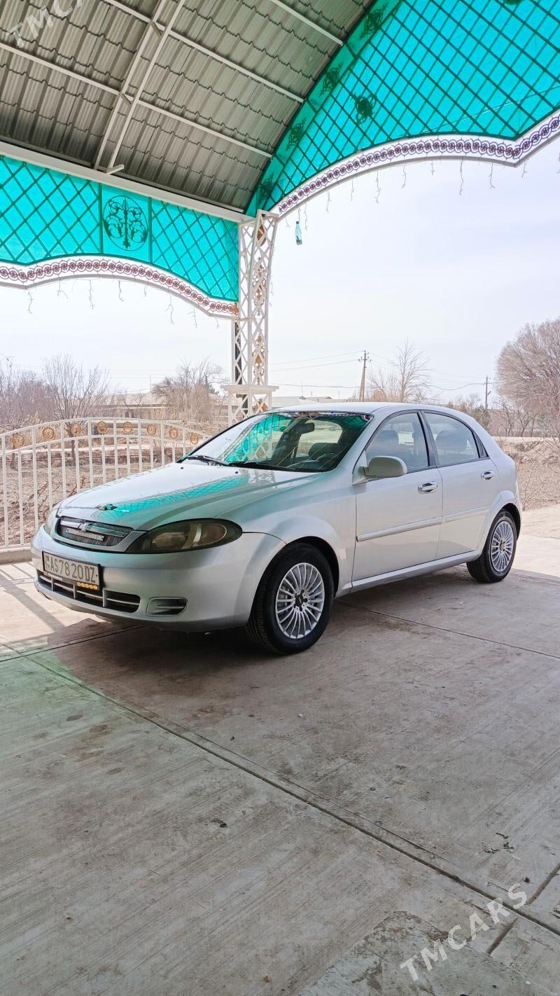Chevrolet Lacetti 2005 - 70 000 TMT - Гурбансолтан Едже - img 1