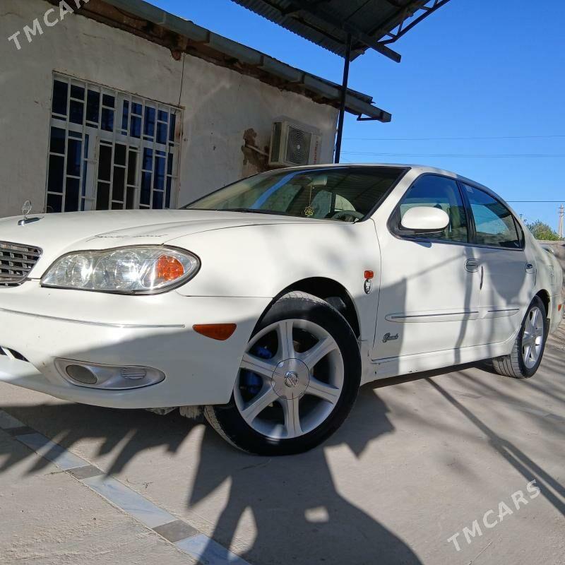 Nissan Maxima 2002 - 90 000 TMT - Бахарден - img 1